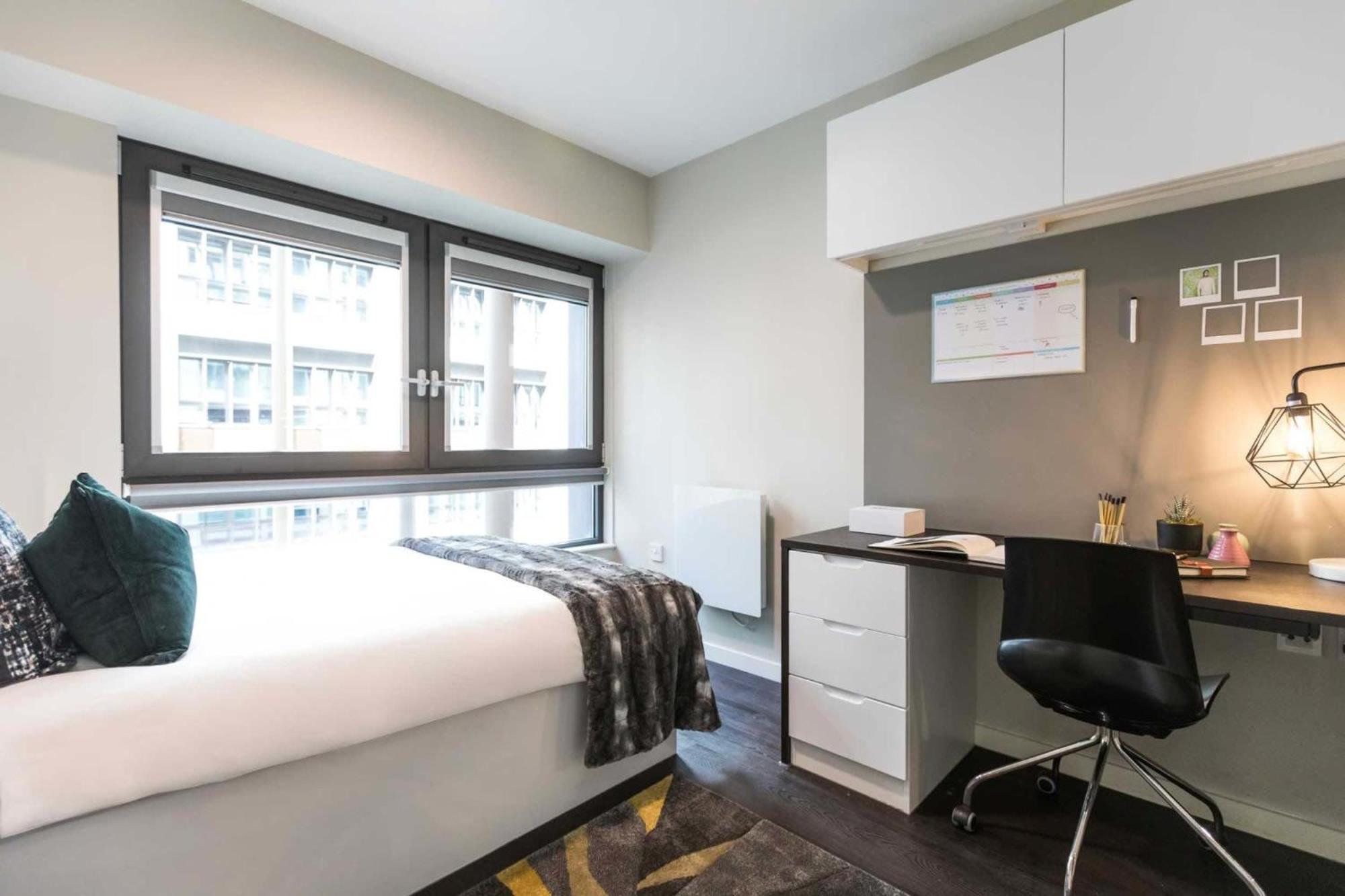 For Students Only Premium Studios And 2 Bed Apartments At Chapter Old Street In London Exteriör bild